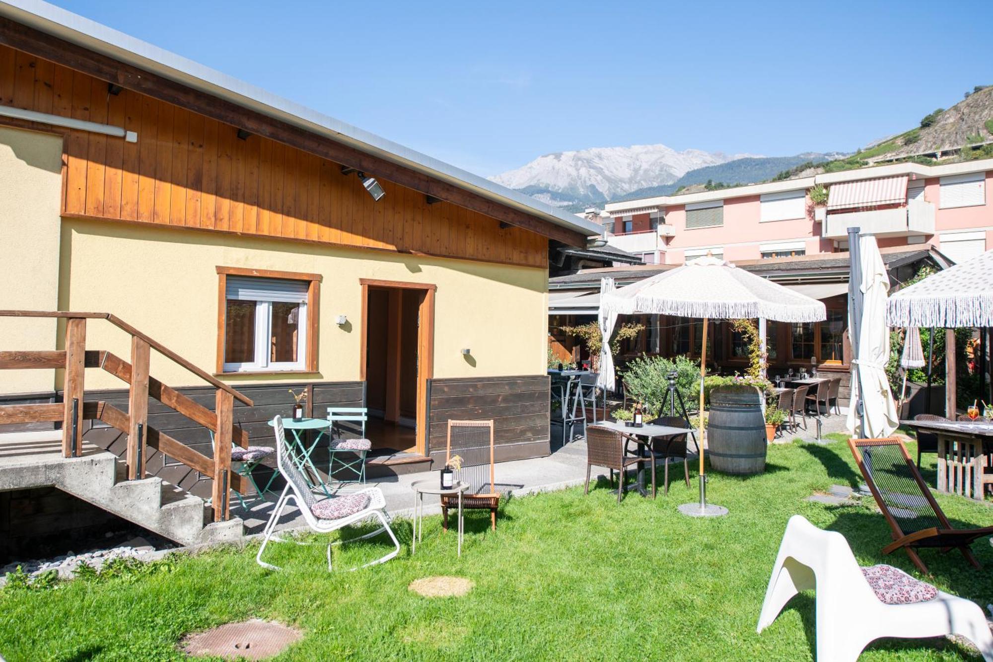 Motel-Restaurant 13 Etoiles Saint-Leonard Bagian luar foto
